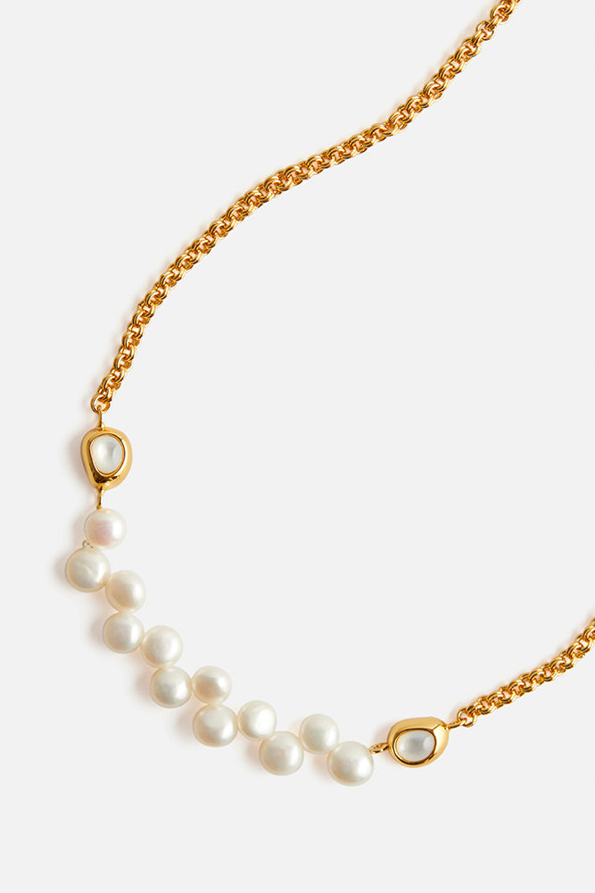 CLOUD PEARL NECKLACE